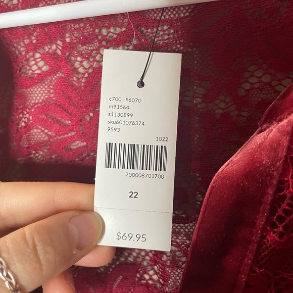 Lane Bryant Fitted Button-Front Ruched Sheer Lace Shirt Size 22 - Picture 6 of 9